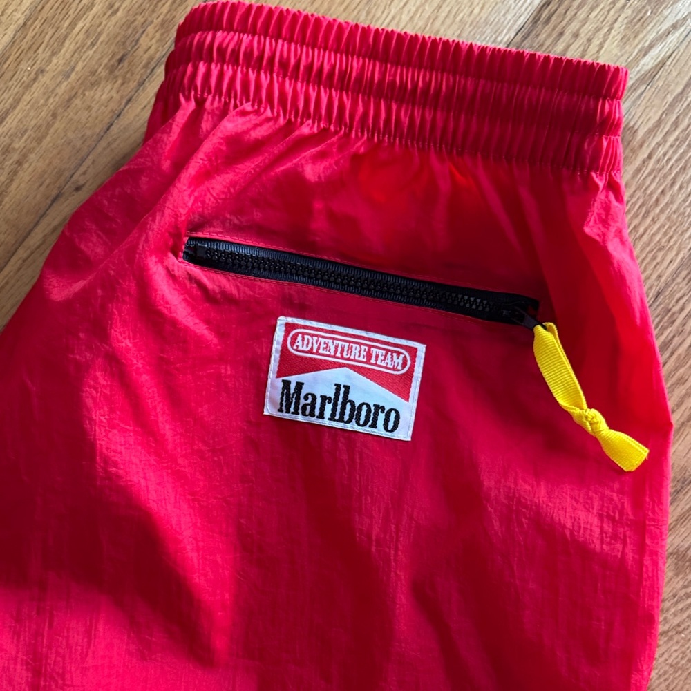 Marlboro Bright Red Wind Pants Large - Picture 2 of 6